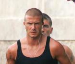 Pour David Beckham, le sport c'est une véritable drogue ! Et pour nous, le voir... c'est un vrai bonheur !  
