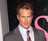 Jason Lewis : on comprend pourquoi il a été choisi pour Sex & The City ! Chaleur estimée à... 70 % !