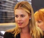 Rebecca Romijn : Son mari, Jerry O'connell, joue les modèles pour une autre !