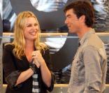 Rebecca Romijn et son mari Jerry O'Connell faisant du shopping à Beverly Hills, le 24 février 2010