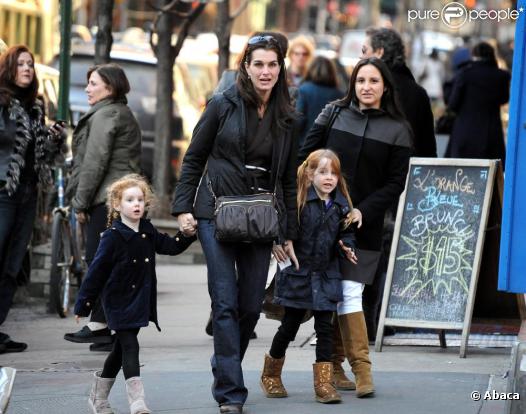 Brooke Shields à New York avec ses enfants le 6 mars 2010