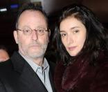 Jean Reno et sa femme Zofia à l'occasion de l'avant-première de  La Rafle  qui s'est tenue au Gaumont des Champs-Elysées, à Paris, le 8 mars 2010.