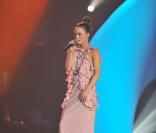 Vanessa Paradis rend hommage à Henri Salvador, aux Victoires de la Musique, en chantant Syracuse...