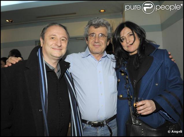 Michel Boujenah au côté de Patrick Braoudé et sa femme Guila Braoudé à la générale du spectacle de Michel Boujenah 