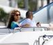 Beyoncé et Jay-Z profitent de cette croisière post-St-Valetin, et savourent l'apaisante sensation d'être seuls au monde.