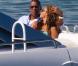 Beyoncé et Jay-Z profitent de cette croisière post-St-Valetin, et savourent l'apaisante sensation d'être seuls au monde.