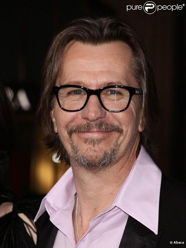 Gary Oldman bientôt en tournage de  Criminal Empire for Dummys. 