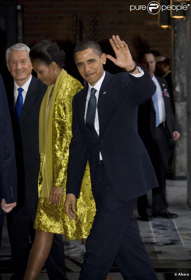 Barack Obama recevant son prix Nobel de la Paix, avec Michelle Obama 