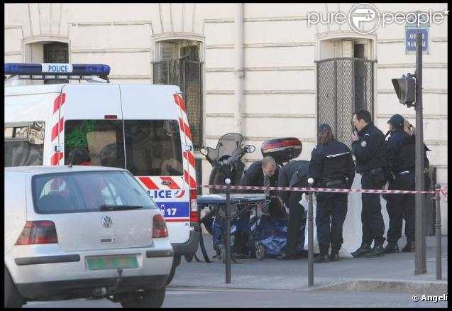 L'ancien mannequin Brigitte de Ganay qui a notamment défilé pour Jean-Claude Jitrois s'est jetée du 5ème étage d'un immeuble avenue Marceau à Paris 8ème arrondissement le 8 mars 2010 