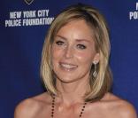 Quand Sharon Stone, très décolletée... retrouve Michael Douglas !