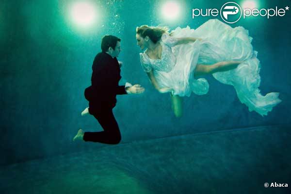 Ils se marient sous l'eau !