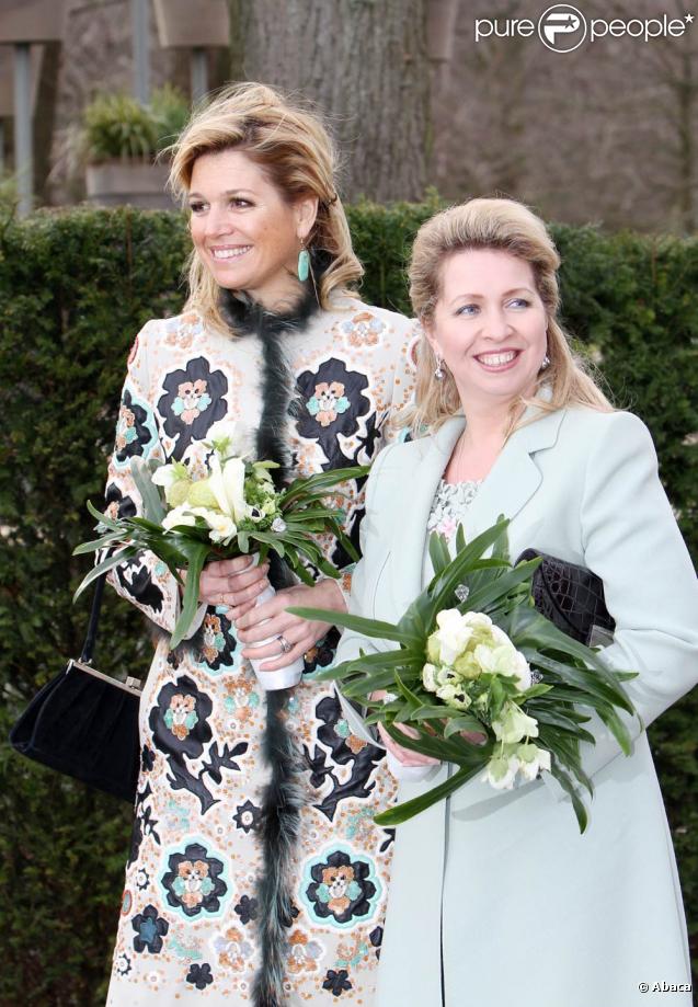 Maxima des Pays-Bas a reçu Svetlana Medvedeva, l'épouse du président russe, pour l'inauguration du Keukenhof 2010
