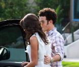 Kevin Jonas et Danielle Deleasa, dimanche 21 mars en fin de journée, à Los Angeles, quittent leur domicile pour une sortie.