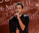 Michael Moreno chante lors de l'émission Vivement Dimanche consacrée à son père Jean Reno sur France 2 diffusée le 21 mars 2010