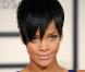 Rihanna a une vraie passion pour ses cheveux. Côté capillaire, la belle nous en a fait voir de toutes les couleurs et de toutes les coupes !