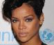 Rihanna a une vraie passion pour ses cheveux. Côté capillaire, la belle nous en a fait voir de toutes les couleurs et de toutes les coupes !
