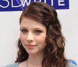 Michelle Trachtenberg au Herald Square à New York, le 6 avril 2010 