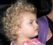 Katie Price aurait-elle perdu tout sens commun ? L'ex reine du porno s'amuse à faire des brushings à sa petite Princess Tiamii, à peine âgée de deux ans et demi. La petite blondinette a également eu le droit aux faux-cils ! Du grand n'importe quoi !