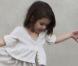 Alors qu'elle fêtera bientôt ses 4 ans, Suri Cruise porte des talons hauts et adore se maquiller ! Mais que fais Katie Holmes ?
