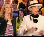 Geneviève de Fontenay et son fils, clash en direct sur le plateau du Grand Journal le 9 avril 2010 avec Sylvie Tellier