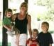 Maman sur le tard, Sharon Stone profite pleinement de l'enfance de ses trois fils, Roan, 10 ans, Laird, 5 ans et Quinn, 3 ans. 