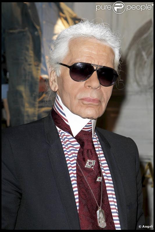 397801-le-createur-de-mode-karl-lagerfeld-637x0-3.jpg