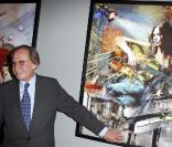 Pal Sarkozy devant le tableau qu'il a consacré à Carla Bruni, sa bru, à l'Espace Pierre Cardin, le 24 avril 2010. Le tableau s'appelle CBS 