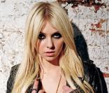 Taylor Momsen : Pour son premier clip, elle joue la rockeuse de luxe !