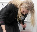 Kristen Bell à New York pour l'événement Dress for Success. Le 28 avril 2010