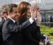 Carla Bruni et Nicolas Sarkozy visitent le pavillon français de l'Exposition universelle de Shanghaï, accompagnés de l'acteur Alain Delon, parrain du bâtiment. 29/04/2010 