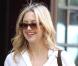 Kate Hudson et son fils Ryder, 6 ans, se promènent dans Soho le 30 avril 2010. Ryder est un pro de la trottinette !  