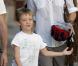 Kate Hudson et son fils Ryder, 6 ans, se promènent dans Soho le 30 avril 2010. Ryder est un pro de la trottinette !  