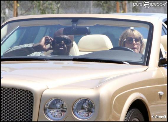 Heidi Klum au volant de sa Bentley à Los Angeles avec son époux, Seal.