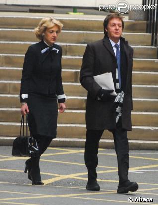 Paul McCartney va devoir verser 25 millions de livres à son ex-femme, Heather Mills.