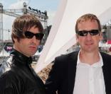 Liam Gallagher et le producteur Andrew Eaton annoncent la production d'un film sur les Beatles, à Cannes le 14 mai 2010 !