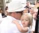 Shiloh à Cannes le 19 mai 2008 : l'enfant profite du sud de la France puisque son papa Brad Pitt présente Inglourious Basterds au festival de Cannes 