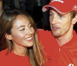 Le champion de Formule 1 Jenson Button et sa belle Jessica Michibata ont rompu après 18 mois d'amour...