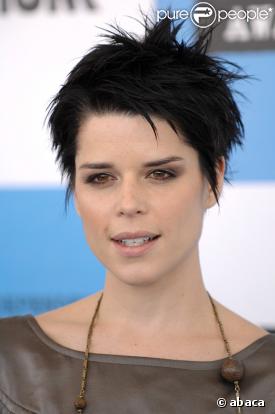 Neve Campbell