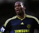 Le grand Didier Drogba entame sa course contre la montre pour récupérer de son opération du cubitus et jouer le Mondial en Afrique du Sud...
