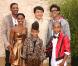 Will Smith et sa femme Jada tellement fiers de leurs fils et de leur fille... au crâne rasé !