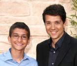 Ralph Macchio et son fils lors de l'avant-première de Karate Kid le 7 juin 2010 à Los Angeles