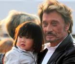 Johnny Hallyday sur Le Paquebot, lors de sa soirée d'anniversaire. Il est avec Joy. 15/06/2010