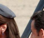L'arrivée du couple Sarkozy-Bruni en Angleterre, accueilli par le prince de Galles et la duchesse de Cornouailles