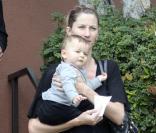Gisele Bündchen et Tom Brady emmènent leur fils Benjamin chez le pédiatre, à Santa Monica, le 12 juillet 2010