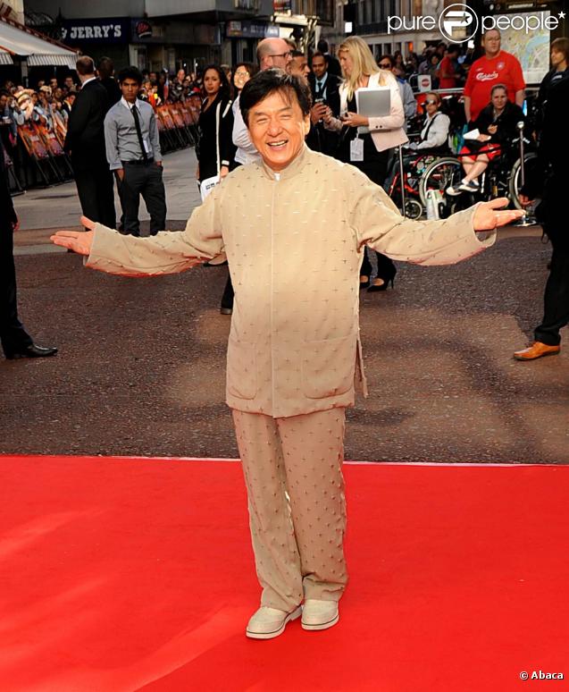 Jackie Chan à l'occasion de l'avant-première britannique de  Karate Kid , à Leicester Square, à Londres, le 15 juillet 2010.