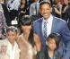 Jaden Smith, Jada-Pinkett Smith, Will Smith et Willow Smith à l'occasion de l'avant-première britannique de  Karate Kid , à Leicester Square, à Londres, le 15 juillet 2010.