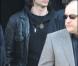 Bertrand Cantat (photo : aux obsèques de son ami Alain Bashung en mars 2009) reprend le titre Aucun express pour un album hommage à Bashung.