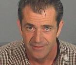 En juillet 2006, Mel Gibson a été arrêté pour conduire sous l'emprise de l'alcool et excès de vitesse, aux abords de Los Angeles.  