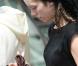 Sara Giraudeau aux obsèques de son papa Bernard Giraudeau le 23 juillet 2010