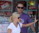 Reese Witherspoon avec son compagnon Jim Toth font quelques achats après avoir fait visiblement du sport à Santa Monica le 17 juillet 2010